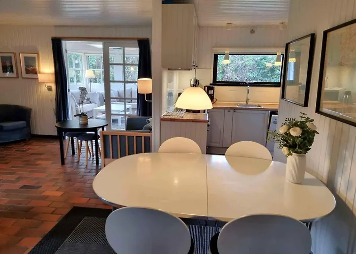 Holiday home Cosy - 300 Meter From The Humble